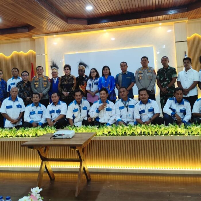 Dihadiri Senator Maya Rumantir, Ketum PPWI Lantik DPD PPWI Papua Barat Daya
